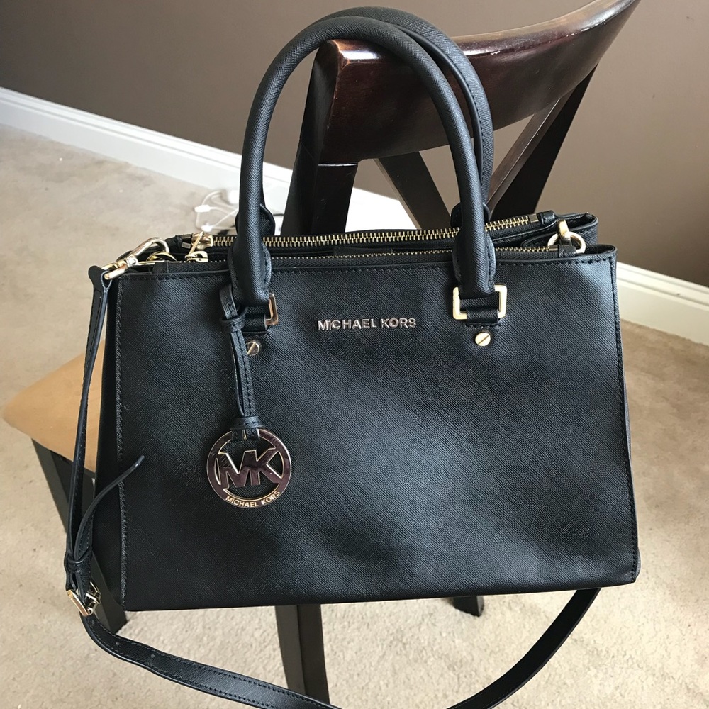 Michael Kors Sutton Medium Satchel Bag (Black)